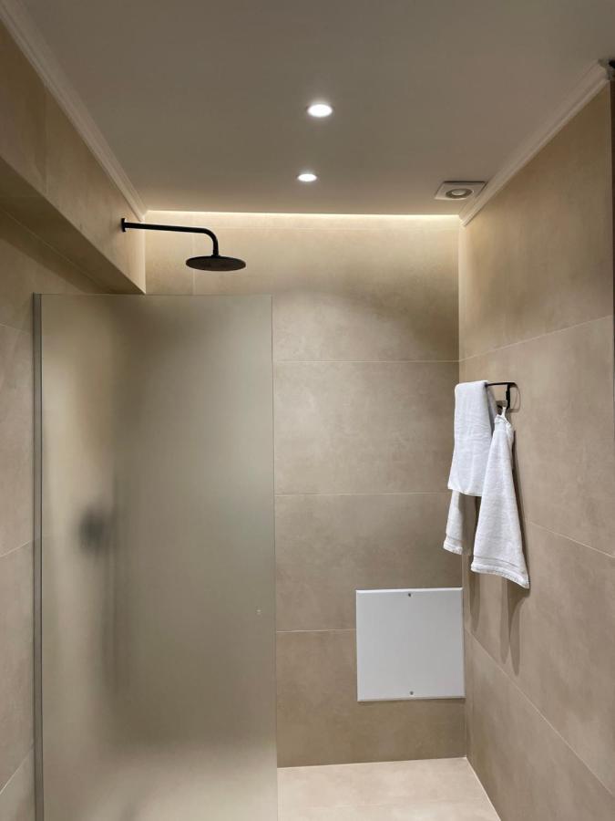 La Grand - New Bazaar Apartment ติรานา ภายนอก รูปภาพ